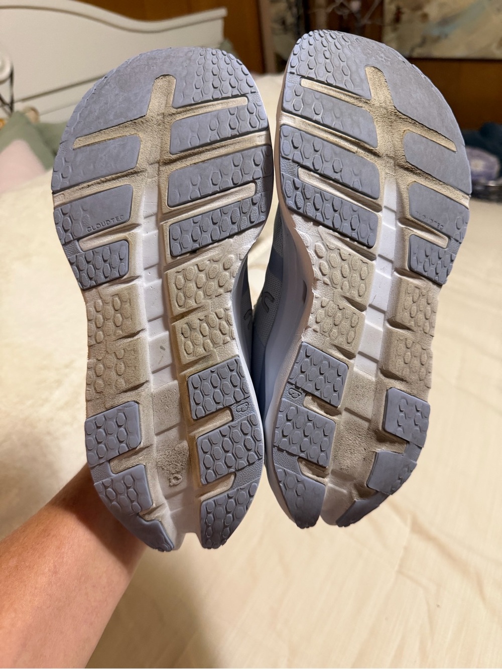 On Cloudrunner 3 Road Running woman’s size 9 - Picture 10 of 16